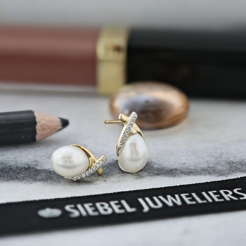 Cercei din aur galben cu perle și diamante F092-77147E011-PR-Y