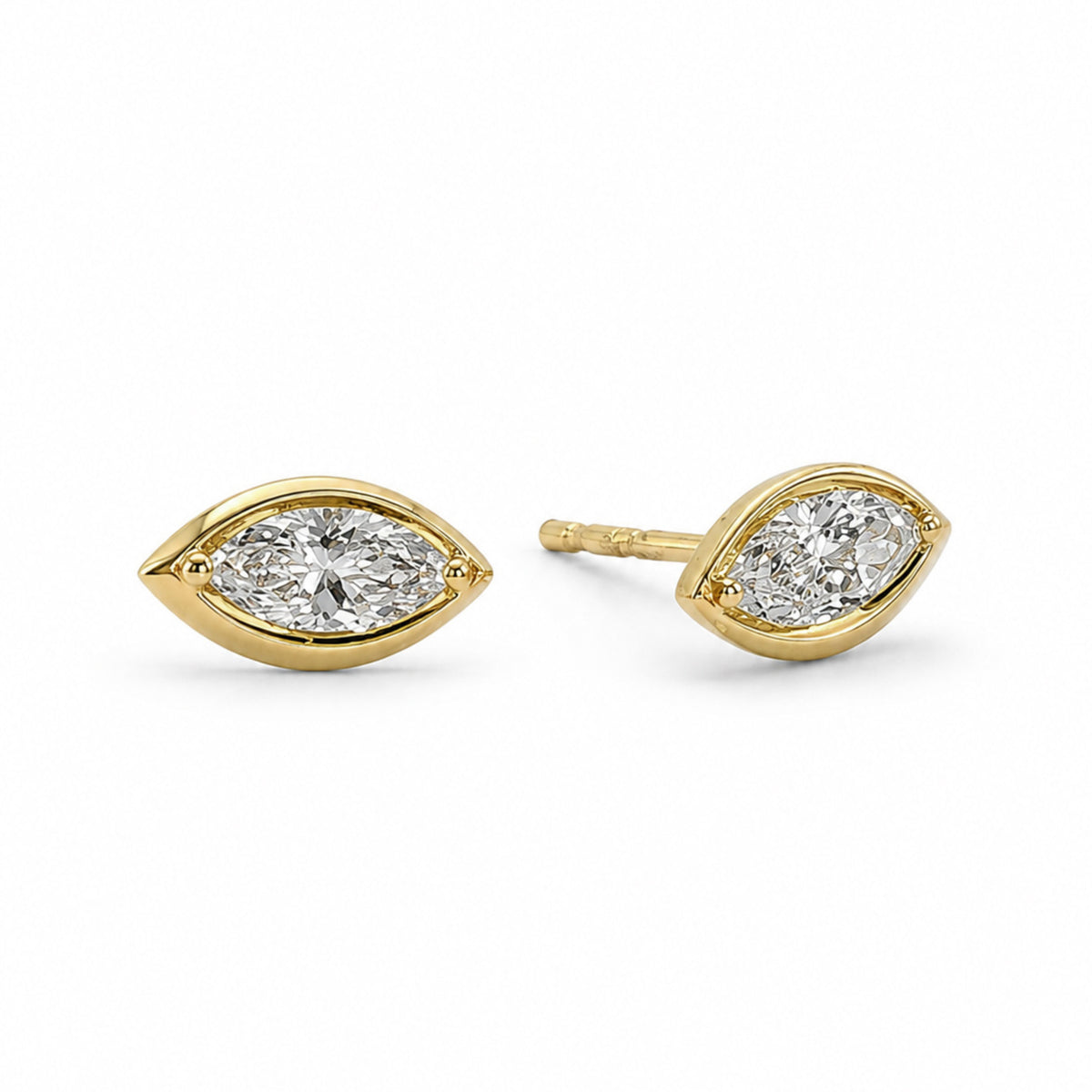Cercei Millennium din aur galben 14K cu diamante de laborator Marquise 0,69 ct